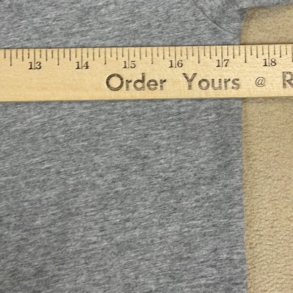 Comme des Garcons PLAY T-Shirt Womens Gray Crew Neck‎ Heart Logo Tee - Picture 4 of 9